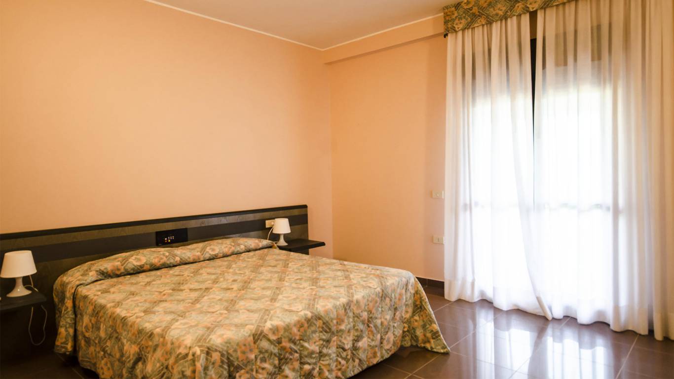 hotel-resort-Torre-del-sole-Tarquinia-camere-DSC7296