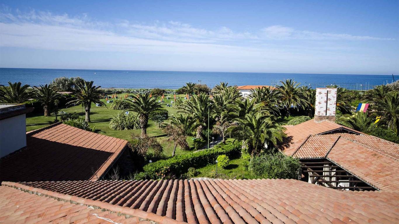 Torre-del-sole-hotel-e-resort-Tarquinia-view-DSC-5727