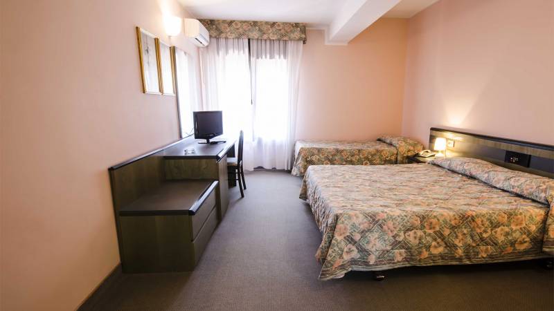 Torre-del-sole-hotel-resort-Torre-del-sole-Tarquinia-camere-DSC8585